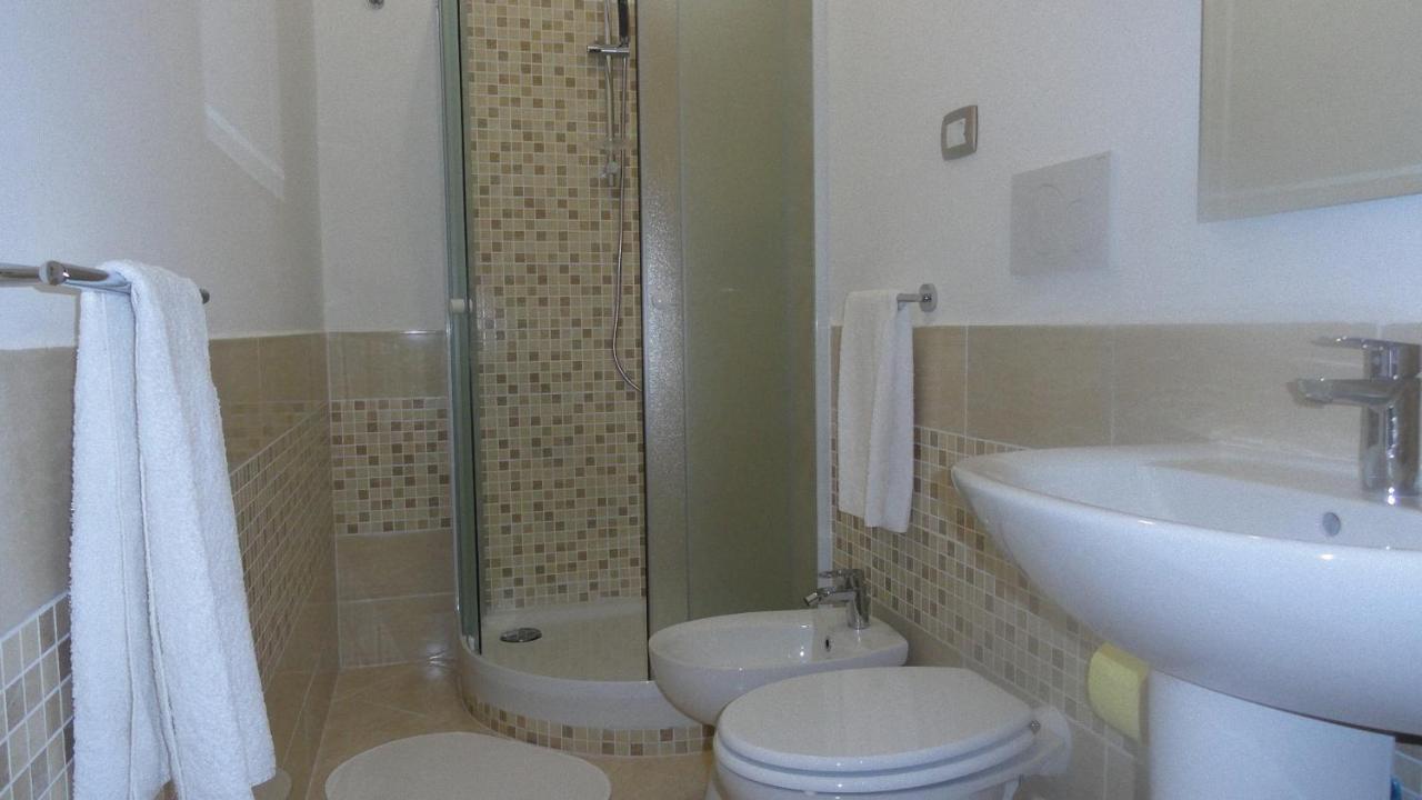 Bed And Breakfast La Corte Degli Ulivi Civitavecchia Zimmer foto